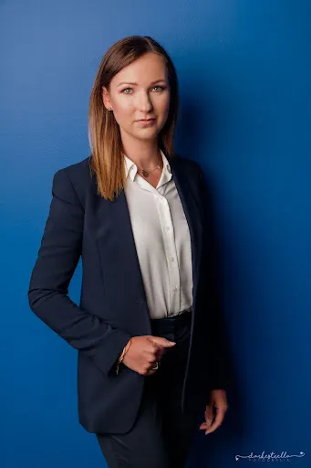 Natalia Mierzwińska - doradca kredytowy Jelenia Góra - kredyty hipoteczne, gotówkowe, ubezpieczenia, wycena nieruchomości